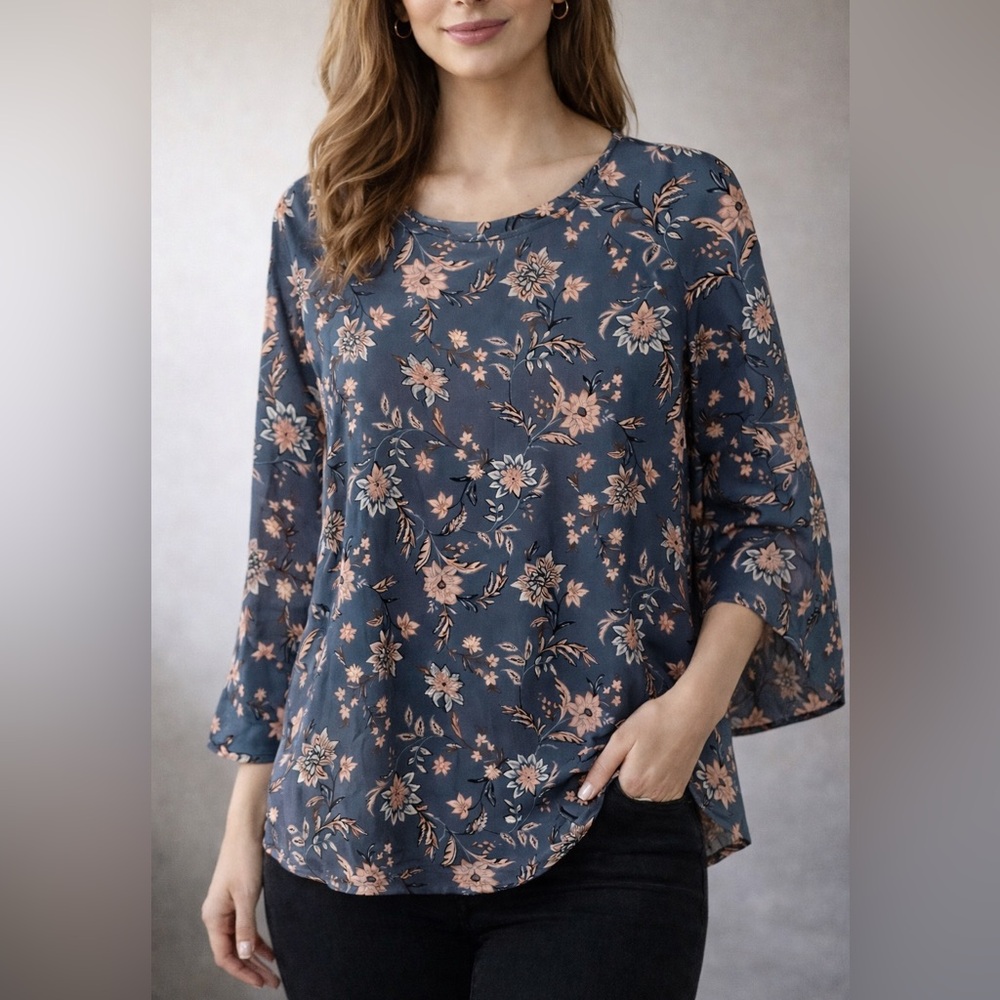 Floral Blue Women's Top- Size Medium